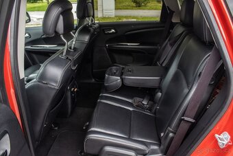 Fiat Freemont 2.0 JTDm 125 kW, AT, 4x4 LOUNGE - 7 miestne - 17
