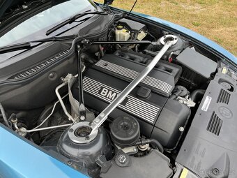 Kabriolet BMW Z4 Z85 3.0i manuál - 148000km - dovoz D - 17
