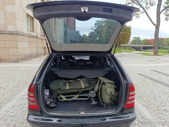 Prodám: mercedes w203 220cdi - 17
