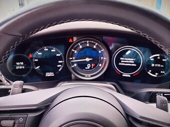 Porsche 911 Carrera 4 Coupé 911/992 ČR - 17