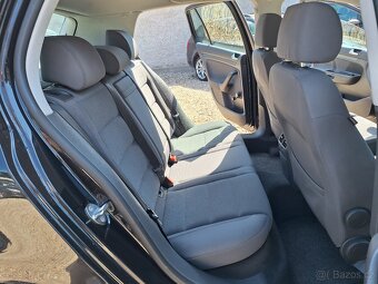 Volkswagen Golf 1.4i 16V 55KW Comfort, Nový servis - 17