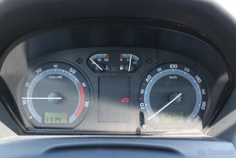Škoda Fabia, 1,2i 47kw, 1.majitel,ČR,129.294km, r.v. 2004 - 17