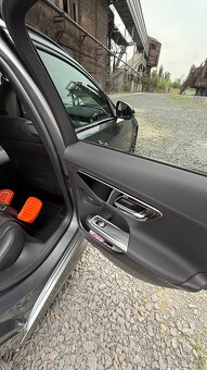 Mercedes-Benz Třídy C, 220d 4matic 147kW záruka 5/27 - 17