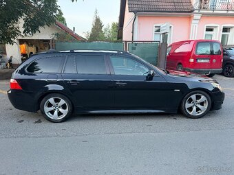 BMW 535d e61, Čr, 2. majitel, kombi, panorama atd - 17