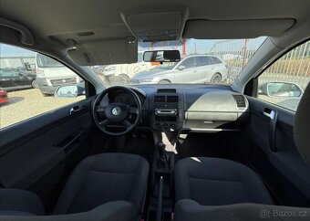 Volkswagen Polo 1,4 i 59kW KLIMA, +SADA KOL benzín manuál - 17
