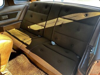 Ford Thunderbird - 17