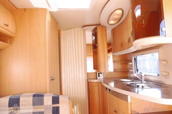 Hobby De Luxe 440 SF R.v. 2007 Stanová předsíń - 17