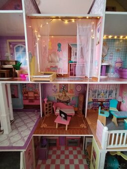 Velky dum pro barbie/panenky+vybava a panenky - 17
