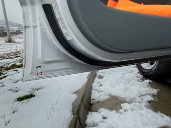 Jeep Grand Cherokee - 17