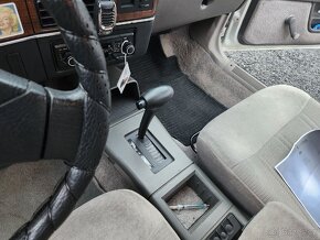 Ford Taurus 3.0 V6 Automat - 17