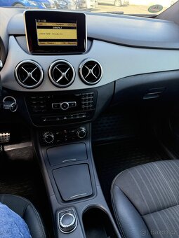 Mercedes-Benz B180 CDI • Automat • 2014 • 80 kW • Zachovalý  - 17