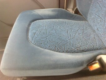 Sedačka – DAF LF – ORIGINAL – moc pěkný sedák – 995,-Kč - 17