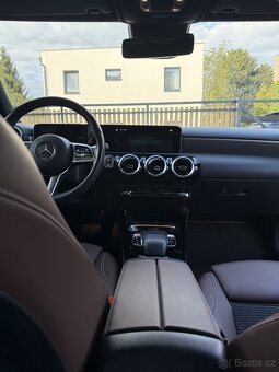 Mercedes-Benz A180 - 17