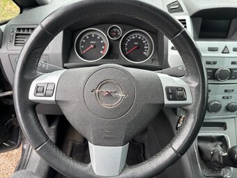 Opel Zafira 1.8i 16V 7 MIST - 17