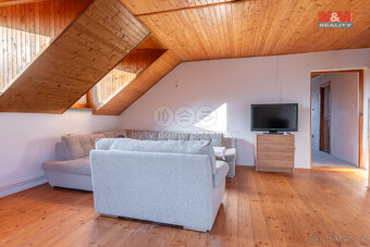 Prodej rodinného domu, 273 m², Strakonice, ul. U Hajské - 17