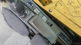 Caterpillar 307C - 17