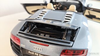 Model Audi R8 Spyder 1:18 Kyosho - 17