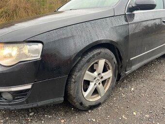 Volkswagen Passat B6 2.0 TDI 103 kW DSG – 2006 – STK 9/2027 - 17
