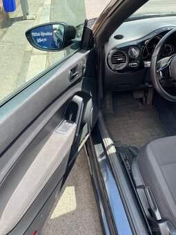 Volkswagen Beetle 2.0 TDI-DSG, rok 2013 - 17