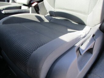 VW TOURAN 1,4CGI 110KW CNG bez koroze 05/2011 - 17