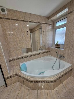 Rodinný dům 4+1, pozemek 548 m2 Městec Králové - 17