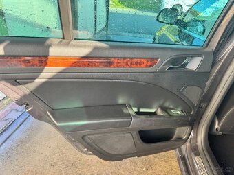 Škoda Superb 3.6 191kw 2010 veškeré díly na prodej - 17