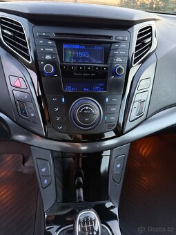 Hyundai i40 1.7 CRDi 100kw - TOP STAV - 17