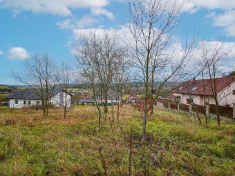 Stavební pozemek, zahrada 928m2 k pronájmu, Drevníky - 17