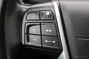 Volvo XC60 2,4 D4 ČR,AUTOMAT,4X4,SUMMUM,2012 - 17