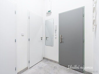 Pronájem bytu 2+kk, Za Černým mostem, Kyje, 24500 Kč/měs, 64 - 17