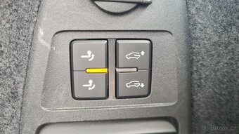 VW Touareg R-line 3,0TDI / 210kW CZ prodej - 17