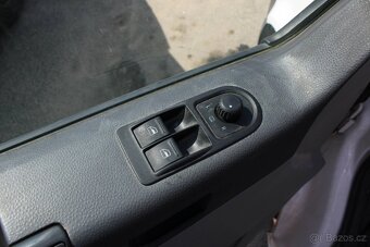 Volkswagen Transporter T5 2.0 TDI 4MOTION 103kw - 17
