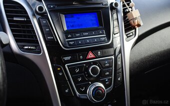 Hyundai i30 1.6 CRDi - 17