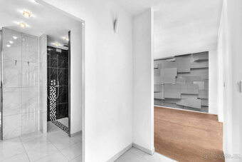 Moderní byt s klimatizací a parkovacím místem - 17