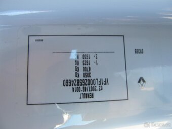 Renault Trafic díly motoru rok výroby 2020 - 17