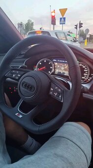AUDI VOLANT - ZKOSENY - AIRBAG - RS PADLA - 17