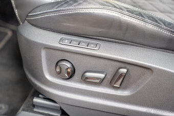 Škoda Kodiaq Sportline 1.4 TSI 4x4 - navi,LED,temp,150 PS - 17