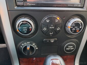 Suzuki Grand Vitara 2.0i AT 4x4 - 17
