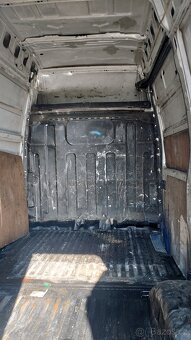 IVECO DAILY 3,0 107 KW - 17