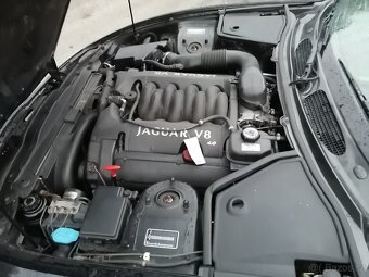 JAGUAR XK8 4,0 209kw 11/2000 - 17