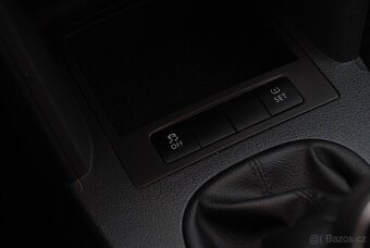 VW CADDY MAXI 2.0TDi 103kW - po 1. majiteli - 7 míst - 17