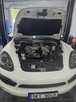 Porsche Cayenne S 3,0 Hybrid r.v.2010 Náhradní dily z vozu - 17