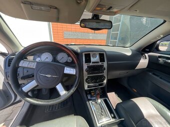 Chrysler 300C, 5.7 HEMI, 250 kW - 17