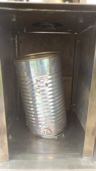 Obrovsky velmi starý mlynek na kavu ZAK. CHRANĚNO - 17