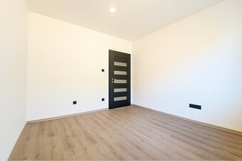 Moderní nízkoenergetický rodinný dům 4+kk, 129 m2 – Sloup v  - 17