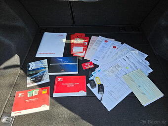 Kia Cee´d SW 1.6 GDi - 17