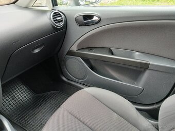 Seat Leon 1.6 75kw 2008 servisní kniha 149t/km - 17