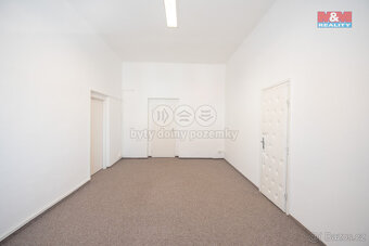Pronájem kanceláří 95 m², Pardubice, ul. 17. listopadu - 17