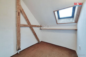 Prodej bytu 3+1, 105 m², Mariánské Lázně, ul. třída Vítězstv - 17