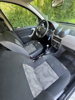 DACIA SANDERO 1,4 MPI - 17